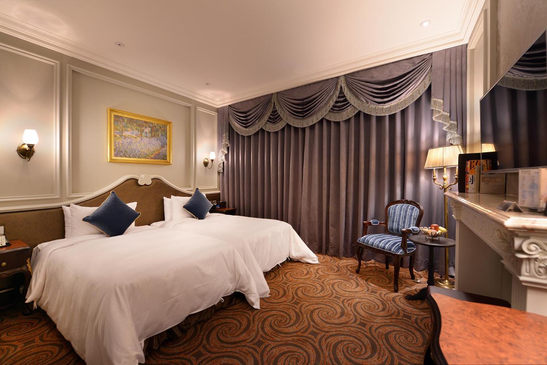 Deluxe Double Room with Bath